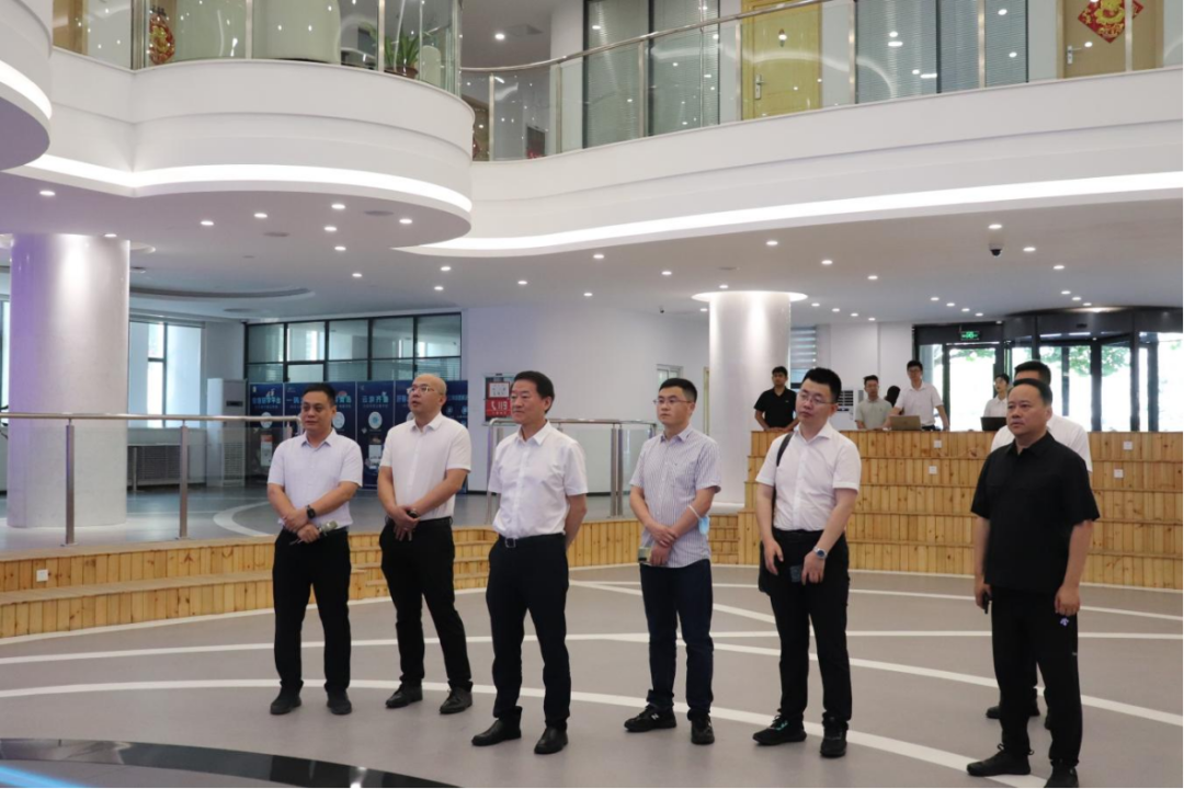 省尊龙集团：“四个导向” 推动调查研究提质增效