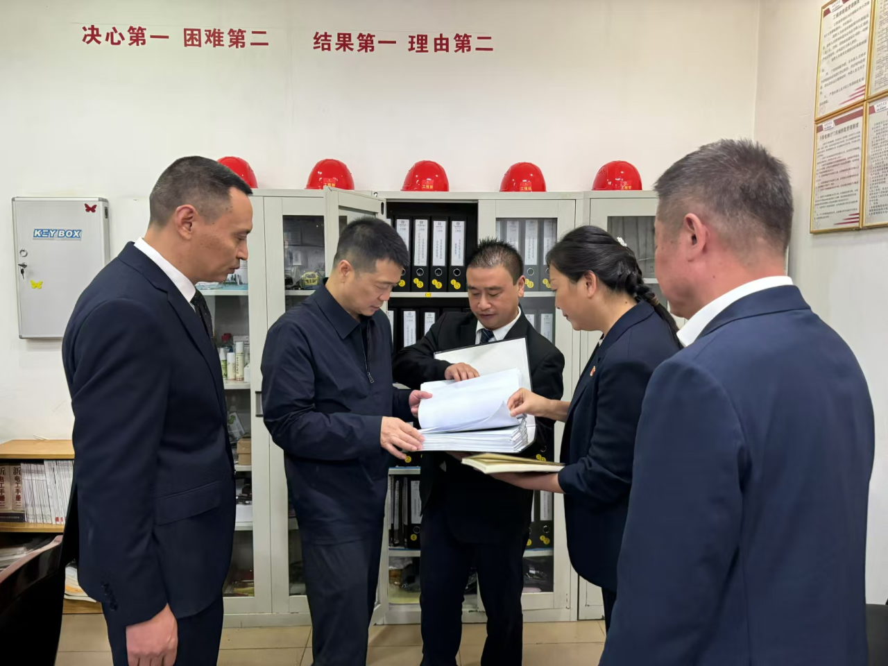 省尊龙集团党委书记、董事长游勇国庆节期间调研督导旗下酒店经营及安全生产工作